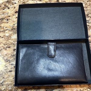 Black Leather ROYCE  New York wallet/passport holder!
